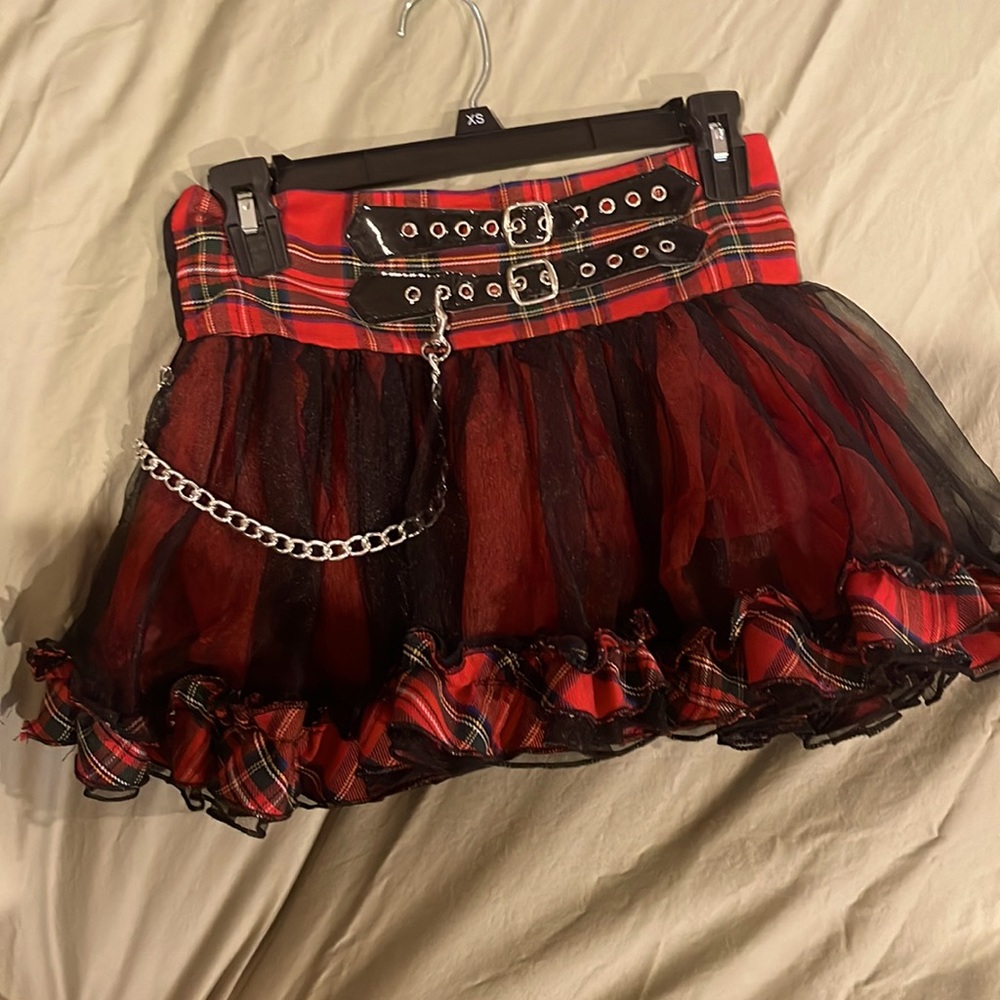 💋💋NWOT..FANTASY Lingerie black/red taffeta layered plaid sexy mini skirt! 💋❤️